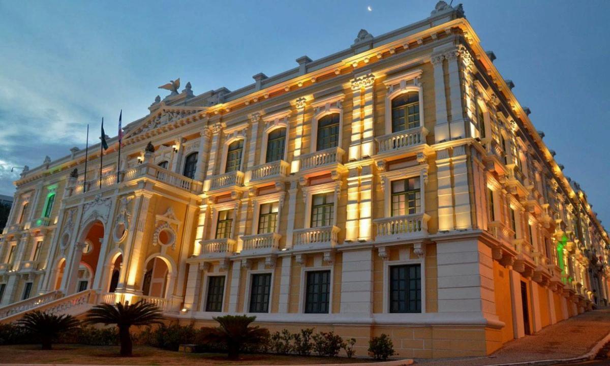 Апартаменты Edificio Martha Schwantz Гуарапари Экстерьер фото